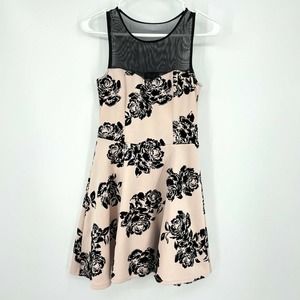 Trixxi Floral and Mesh Pink Dress Size Small